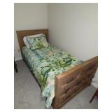 Pair of Twin Beds - NO BEDDING / MATTRESSES