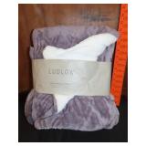 Ludlow Velvert Sherpa Throw - NEW