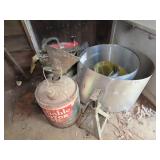 Motor Oil Can & Flashing Lot