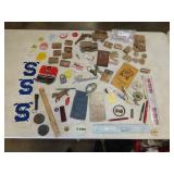 Table Lot of Advertising Miniatures