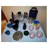 Table Lot of Glassware