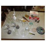 Table Lot of Glassware