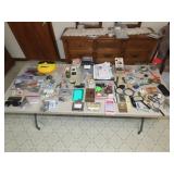 Table Lot Of Minitures