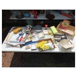 Table Lot of Household & Misc