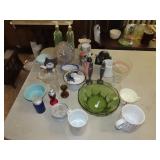 Table Lot of Glassware