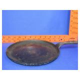 Cast Iron Griddle - 9"