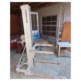Genie Superlift Sl-18 650 Pound 18Ft Works