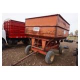 Unverferth 275 Gravity Box