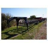 NEW INDUSTRIAS AMERICA 18X4 Gooseneck Bale Trail.