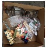 Box of misc decorations