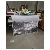 Picture of Paris with the Eiffel tower in the