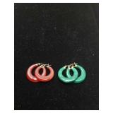 2 pair of gold earrings