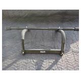 SPRI pull up bar