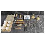 Group of miscellaneous kitchen items