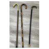 A lot of 3 vintage wood canes 35 " h x 5 " w