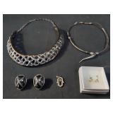 Group of costume jewelry (PB)