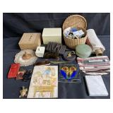 Group of miscellaneous sewing supplies, etc.