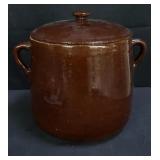 Vintage pottery bean pot