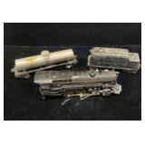 Vintage Lionel trains 3 1/2 " h x 10 " w not