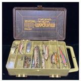 Plano Mini-Magnum 3215N Side-Kick tackle box