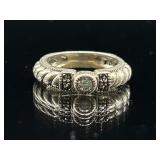 Sterling silver ring with blue center stone, 3.52g