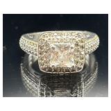 Sterling silver ring with center stone, 4.52g