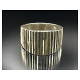 Sterling silver diamond cut ring band, 10.65g