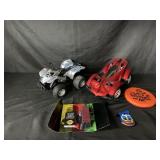 2 RC cars (untested no controls) & toys (tub lot)