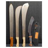 Group of machetes (4 count)