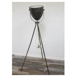 Portable luminaire floor lamp