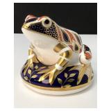 Vintage Royal Crown Derby paperweight