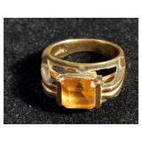 Jewelry: 14 KT gold ring w/ tanzanite, size 6 1/2