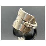 Sterling silver WM Rogers ring, 13.07g