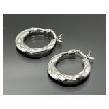 Sterling silver 3/4" hoop earrings, 2.55g