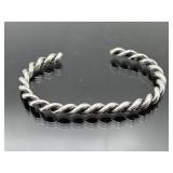 Scratch tested silver twisted bracelet, 18.17g