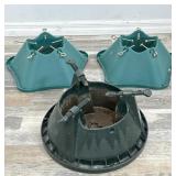 Box of 3 plastic tree stands