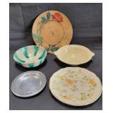 Group of vintage pottery bowls / porcelain