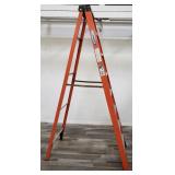 Fiberglass 8ft ladder