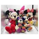 Box of 6 Disney Minnie Mouse plush toys