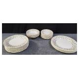 Group of 26 Toscana Gien France dishes box lot