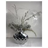 Ceramic decorative vase