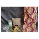 Group vintage items /  lamp shade / pillow /