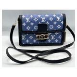 Designer style Louis Vuitton crossbody purse