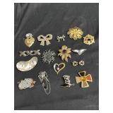 Lot of womenï¿½s pins