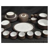 45pc vintage Hornsea Contrast 1977 dish set On