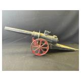 Vintage cast iron Big-Bang toy cannon