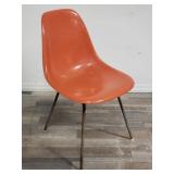 Eames Herman Miller fiberglass shell chair