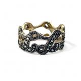 Sterling silver ï¿½Lï¿½ initial hematite infinity