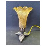 Vintage amber ruffled glass table lamp
