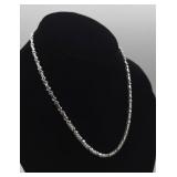 18kt white gold and diamonds necklace